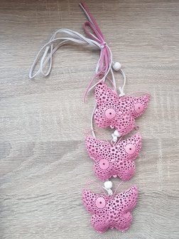 Roze vlinder hanger (3 vlinders)