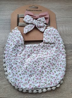 Slabbetje met hoofdbandstrikken