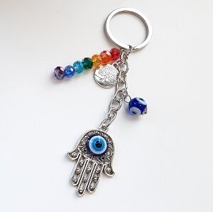 Sleutelhanger met &quot;hamsa hand&quot; en Chakra kralen