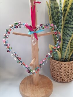 Woonaccessoires, metalen hart met kralen en pailletten