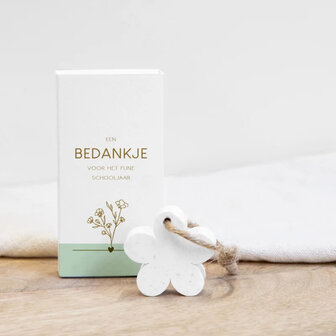 Zeepje aan koordje in doosje met boodschap