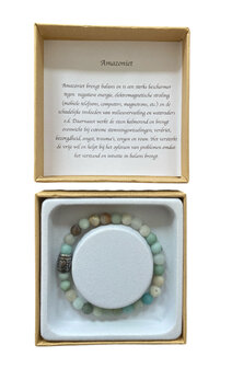 elastische armband met natuursteen in geschenkdoos