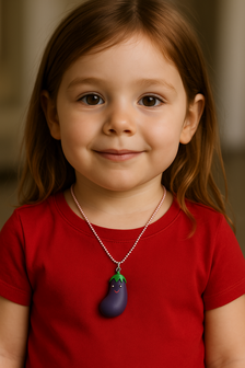 Meisje met kinderketting aubergine