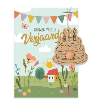 Giftcard met hanger in taartvorm &ndash; Bloemen voor je verjaardag