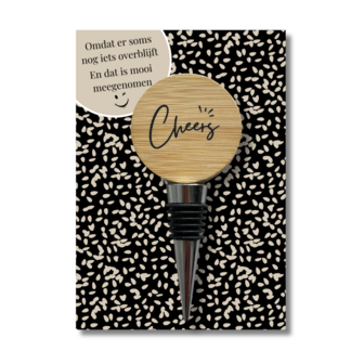 Giftcard met flesstopper Cheers &ndash; omdat er soms nog iets overblijft