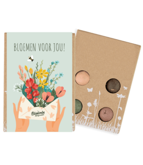 Giftbox met vier kleurrijke bloembommetjes en tekst &lsquo;Bloemen voor jou&rsquo;