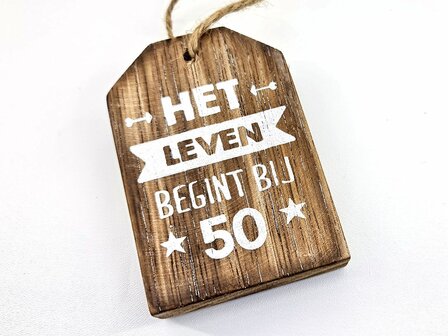 Cadeau 50 jaar houten hanger