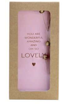 Kraft cadeaudoosje van 13,5x7x2 cm met roze kaartje you are wonderful