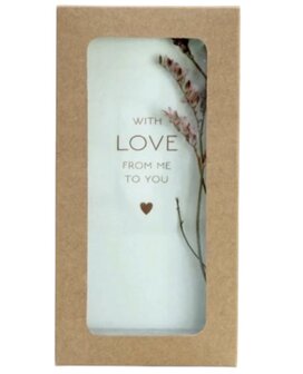 Kraft cadeaudoosje met lichtgroen kaartje with love from me to you