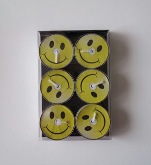 Waxinelichtjes smiley, knipoog
