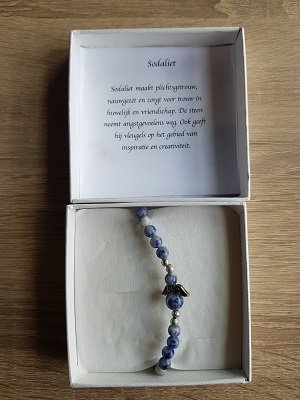 Dames armband Sodaliet met engel kraal