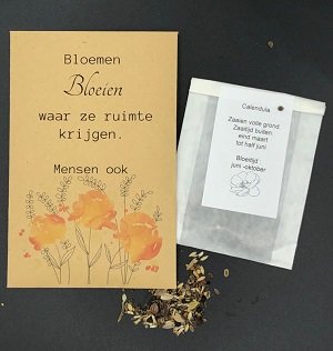 bloemen bloeien waar ze ruimte krijgen mensen ook kraft zakje goudsbloem zaden