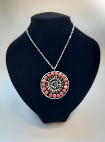 Mandala ketting met natuursteen Rhodochrosiet