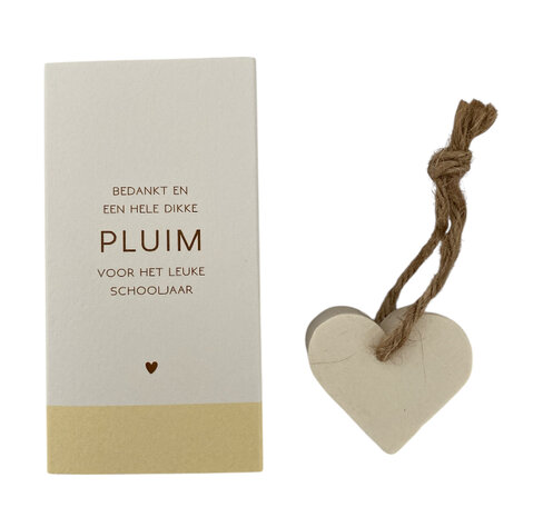 Hartvormig zeepje in een geschenkdoosje met tekst: “Bedankt en een hele dikke pluim” 