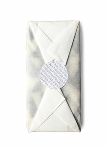 Pure en witte chocolade reep merry everything duurzaam verpakt