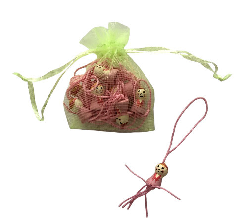 Organza zakje met houten meisje hangers