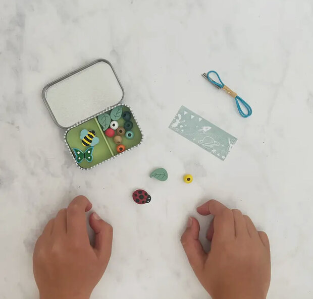 Kinderknutselpakket met bijen, vlinders en lieveheersbeestjes