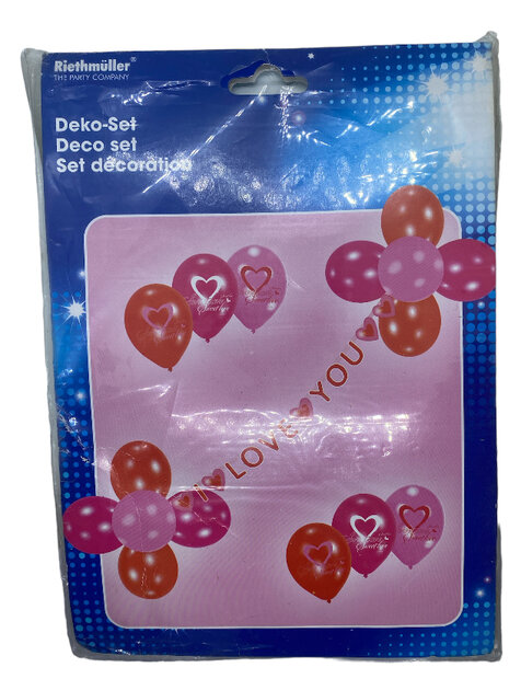Valentijnsdag kamerversiering set rode en roze ballonnen als verrassing voor partner