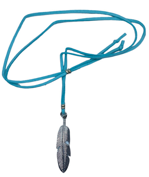Bohemian damessieraad turquoise ketting met veer als gelukscadeau