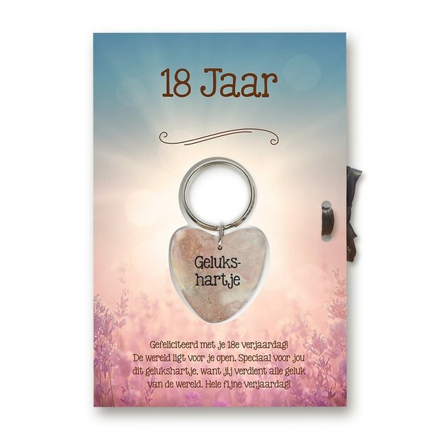 Natuurstenen gelukshart op cadeaukaart 18 jaar