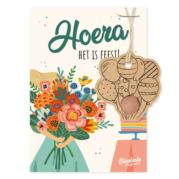 Bloemen-bom giftcard &ldquo;Hoera het is feest&rdquo; met ballonnenhanger