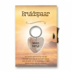 Kaart met sleutelhanger Gelukshartje – Bruidspaar 
