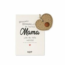 Bloemen voor de liefste mama - giftcard met hart hanger en bloemenbom