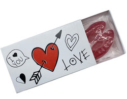 Cadeaudoosje I love you gevuld met zoete snoepjes