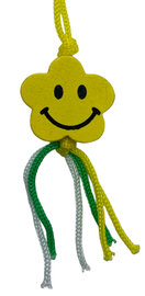 Gelukshanger Bloem met smile - 10 houten hangers in een organzazakje