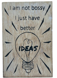 Postcard hout I am not bossy voor mensen met de beste ideeën