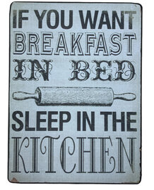 Houten tekstbordje met afbeelding deegroller en tekst breakfast in bed