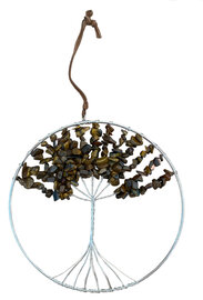 Metalen levensboom hanger met Tijgeroog natuursteen en leder