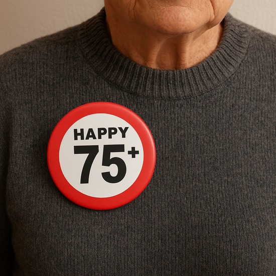 Kaart met button - Happy 75+ Kaart met button - Happy 75+