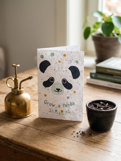 Duurzame plantbare wenskaart bloeipapier panda inclusief een envelop